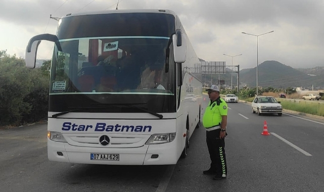 Refahiye’de yolcu otobüsleri denetlendi